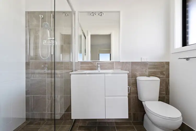 Fifth view of Homely house listing, 2 Fairleigh Place, Kelso NSW 2795