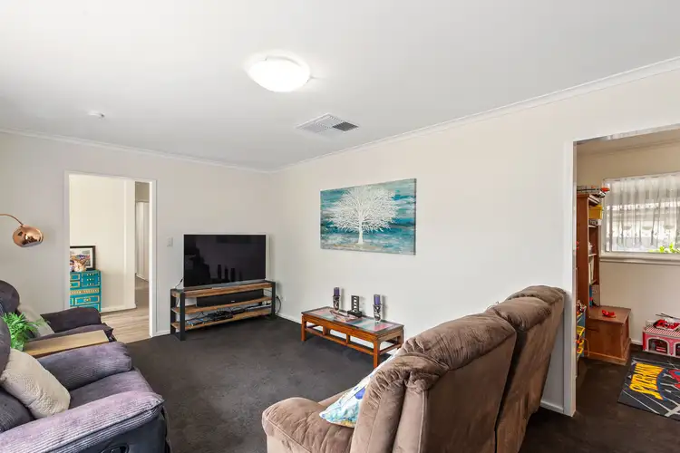 Fifth view of Homely house listing, 2 Vincent Crescent, Morphett Vale SA 5162