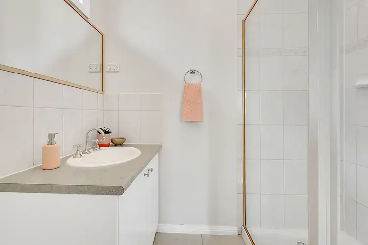 Fourth view of Homely house listing, 10 Woodlea Crescent, Craigieburn VIC 3064