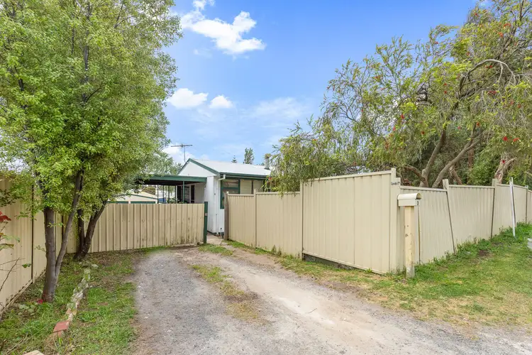 Second view of Homely house listing, 3 Witoinga Place, Mount Gambier SA 5290