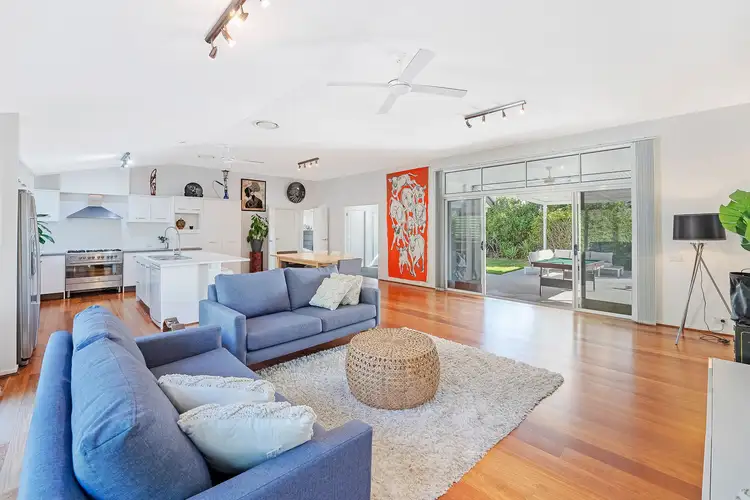 2 Wellington Road, Murrumba Downs QLD 4503