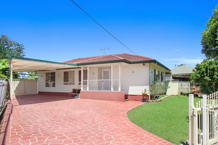 14 Tumbarumba Crescent, Heckenberg NSW 2168