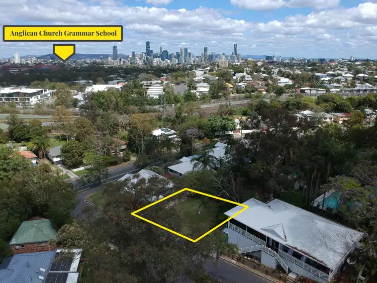 8 Beak Street, Norman Park QLD 4170