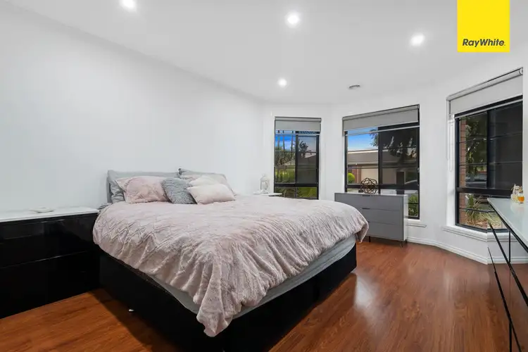 Fourth view of Homely house listing, 6 Renae Way, Sydenham VIC 3037