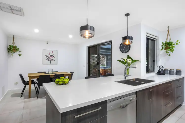 Fifth view of Homely house listing, 14 Edington Way, Craigieburn VIC 3064
