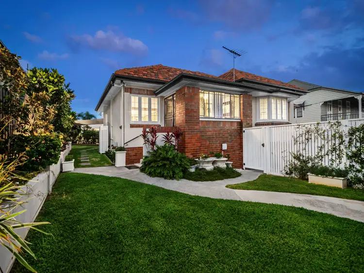 30 Hilda Street, Hamilton QLD 4007