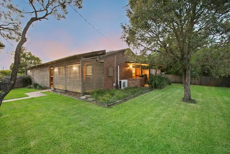 Main view of Homely house listing, 827 Cavendish Road, Holland Park QLD 4121