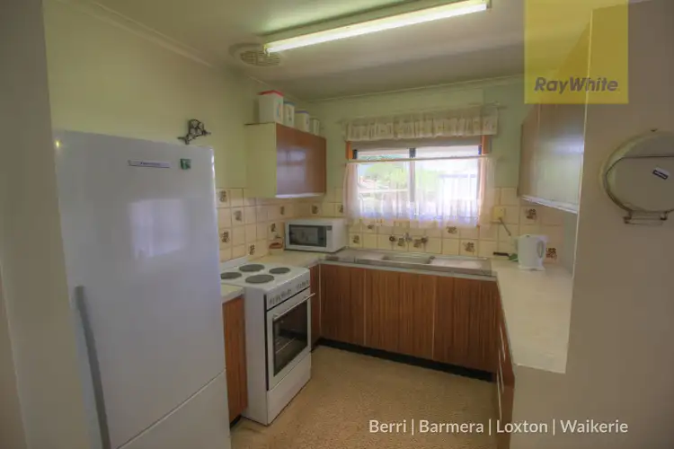 Third view of Homely house listing, 4 Sixth Street, Loxton SA 5333