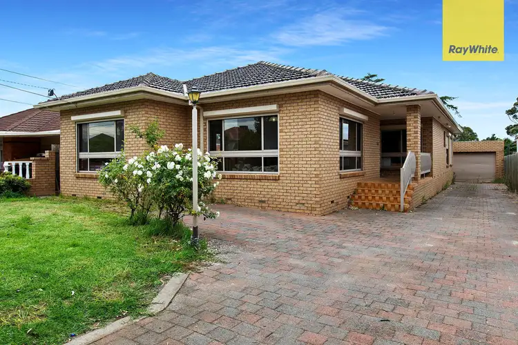 34 Avondale Avenue, St Albans VIC 3021