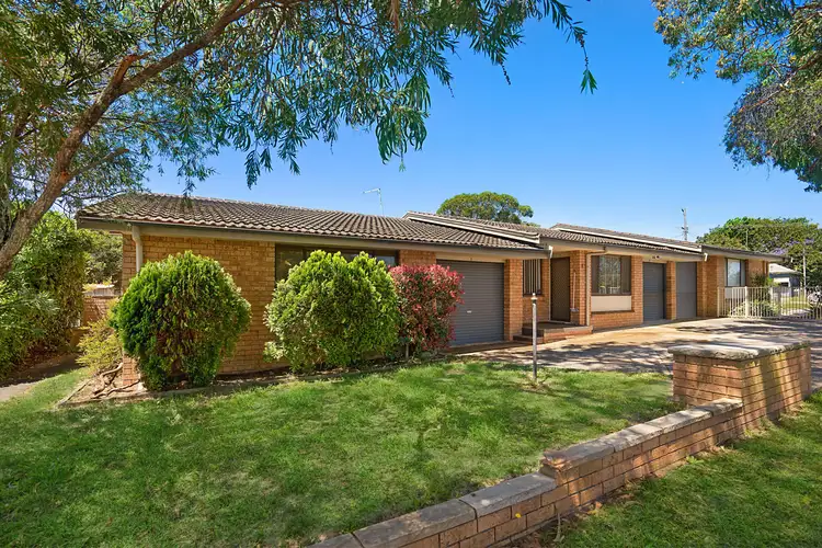 1/4 Ocean Beach Road, Woy Woy NSW 2256