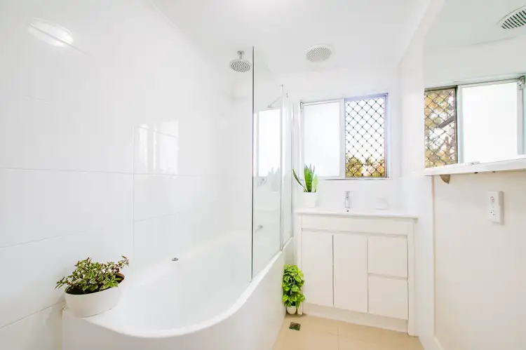 Sixth view of Homely house listing, 34 Luckie Crescent, Tivoli QLD 4305