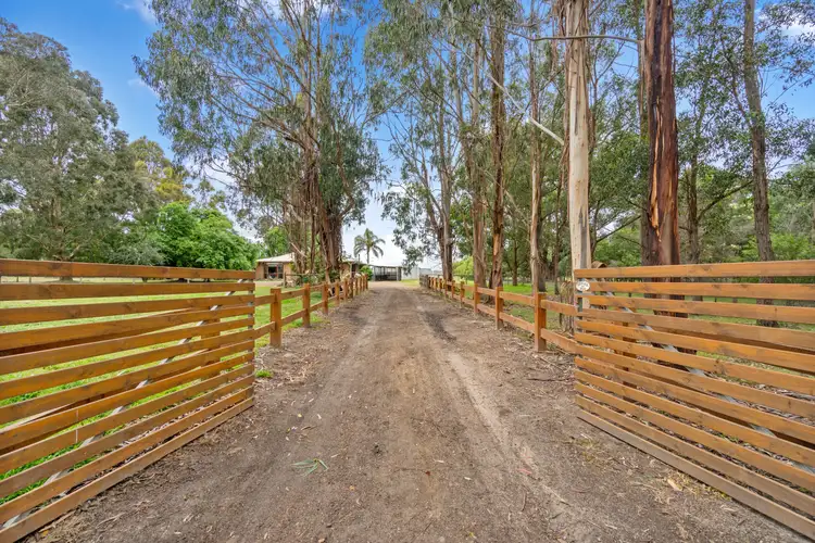 18 Napier Road, Won Wron VIC 3971