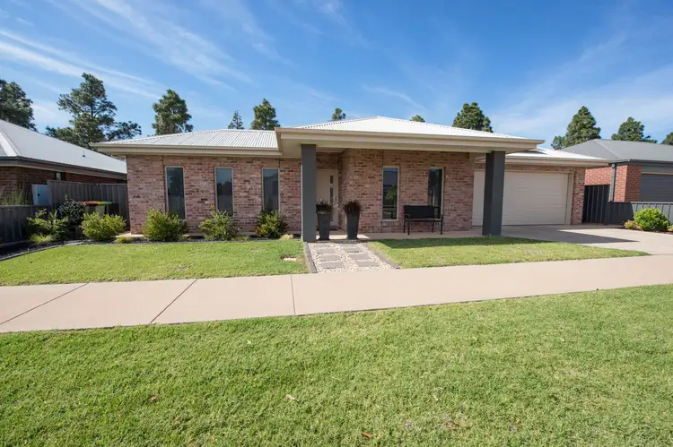 Main view of Homely house listing, 19 Acacia Street, Swan Hill VIC 3585