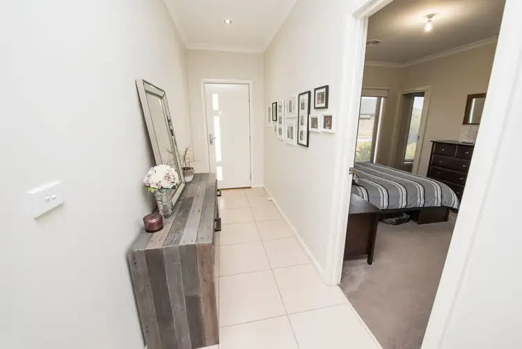 Second view of Homely house listing, 19 Acacia Street, Swan Hill VIC 3585