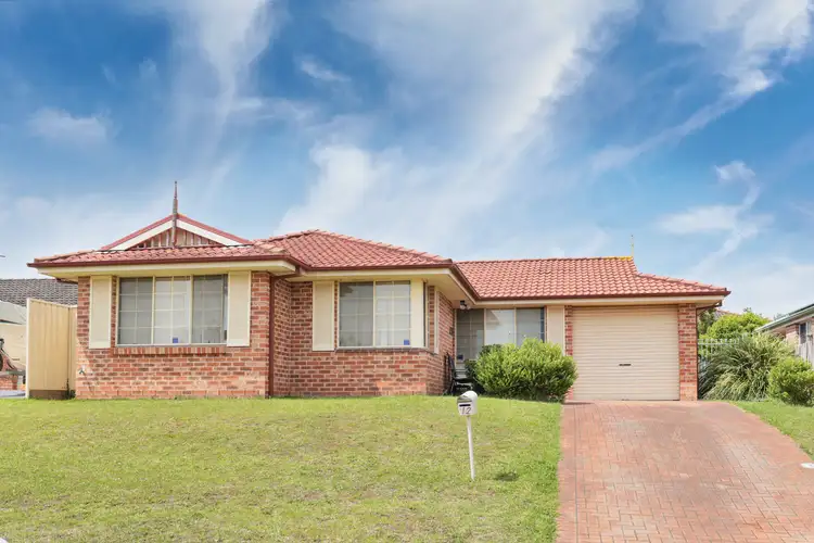 12 Brady Place, Glenmore Park NSW 2745