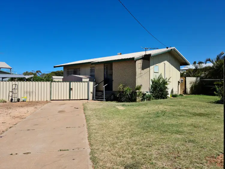 6 McNish Street, Carnarvon WA 6701