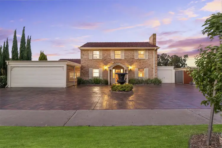 99 Lochside Drive, West Lakes SA 5021