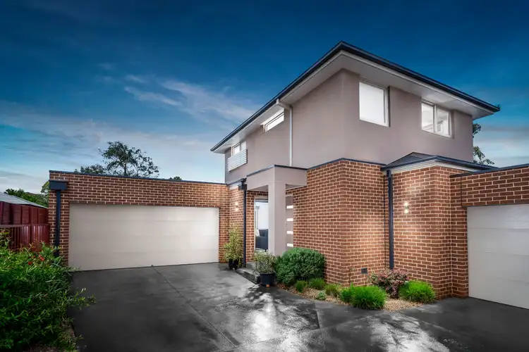2/11 Rishon Avenue, Blackburn South VIC 3130