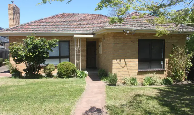 Main view of Homely unit listing, 1/30 Sesame Street, Mount Waverley VIC 3149