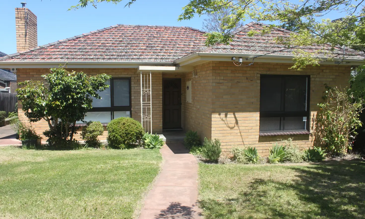 Main view of Homely unit listing, 1/30 Sesame Street, Mount Waverley VIC 3149