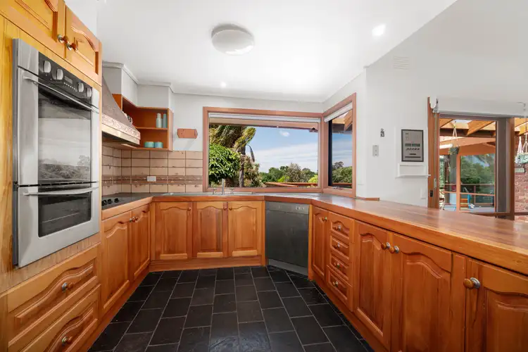 Fifth view of Homely house listing, 8 Frances Avenue, Yarra Glen VIC 3775