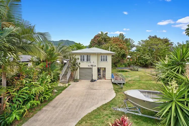 13 Olive Street, Manoora QLD 4870