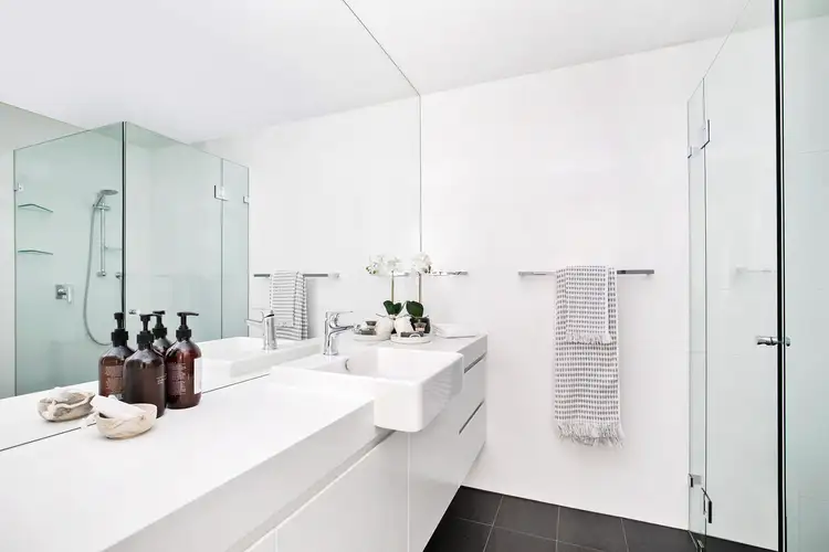 Sixth view of Homely apartment listing, 301/100 Glover Street, Mosman NSW 2088
