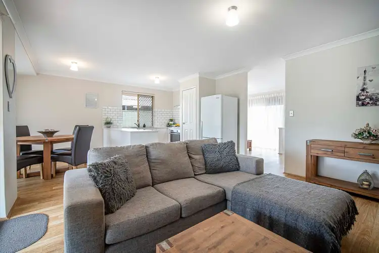 3 Beenan Elbow, South Guildford WA 6055