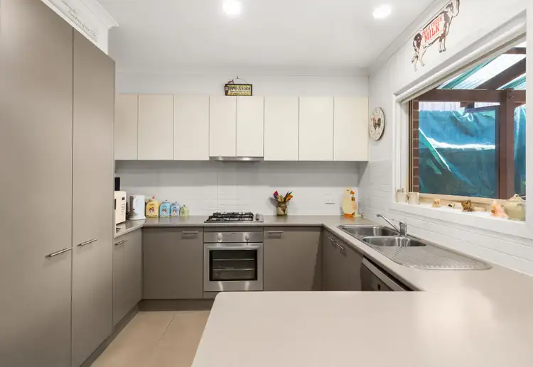 Second view of Homely unit listing, 4/4-6 May Court, Garfield VIC 3814