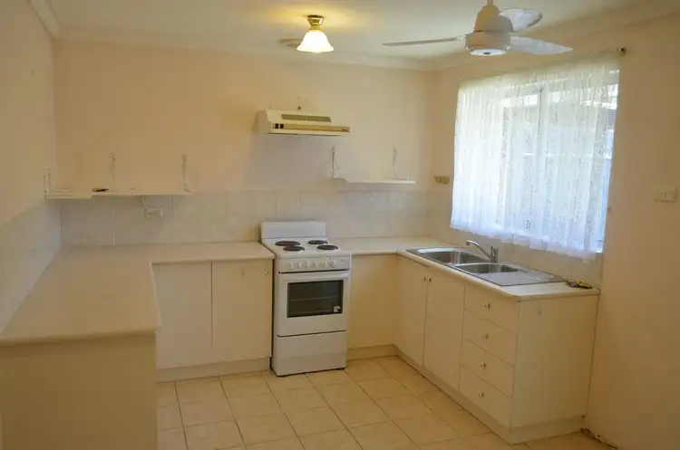Fifth view of Homely semi-detached listing, 31A Hibiscus Road, Maddington WA 6109