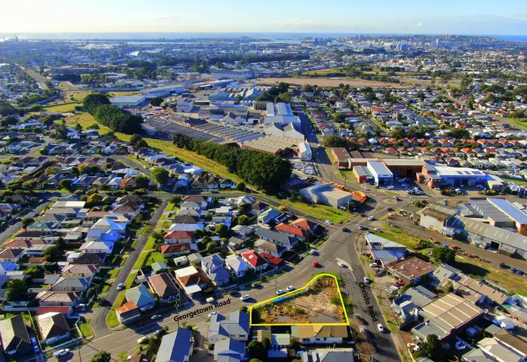 2/4 Georgetown Road, Georgetown NSW 2298