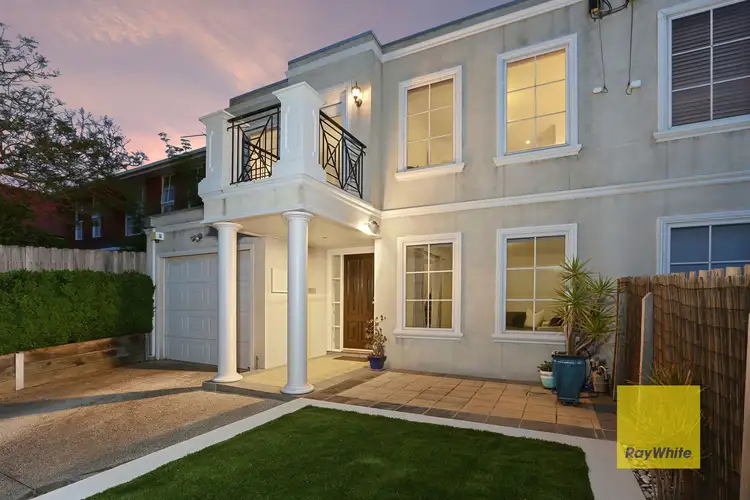 33 Queens Park Road, Highton VIC 3216