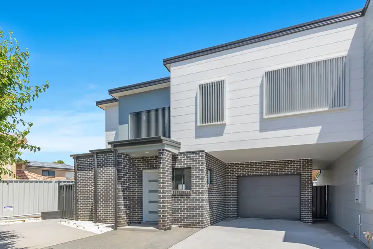 Main view of Homely townhouse listing, 1/25 Dampier Crescent, Shell Cove NSW 2529