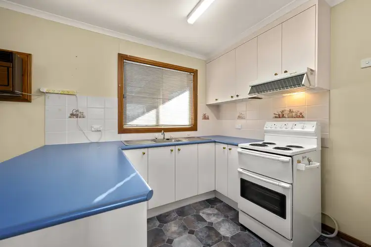 Fifth view of Homely house listing, 8 Rosler Parade, Henty NSW 2658