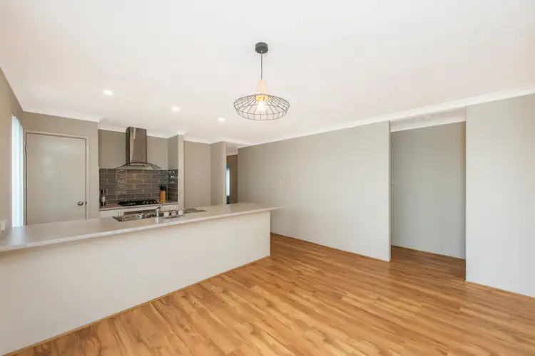 Seventh view of Homely house listing, 2 Honeysuckle Mews, Baldivis WA 6171