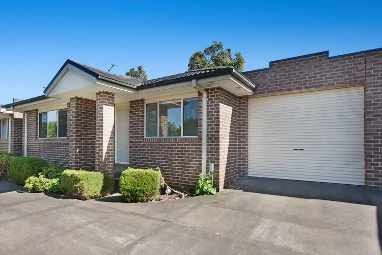 Main view of Homely unit listing, 2/1 Charles Street, Thomastown VIC 3074