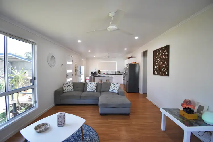 22 Robin Road, Longreach QLD 4730