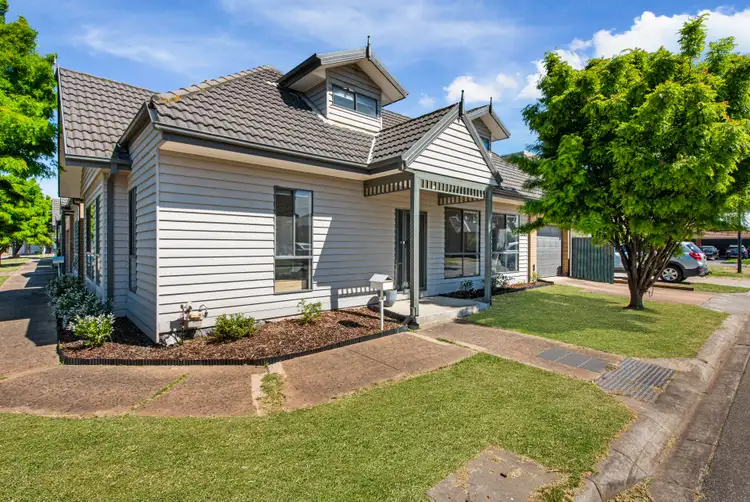 4 Pendula Place, Pakenham VIC 3810
