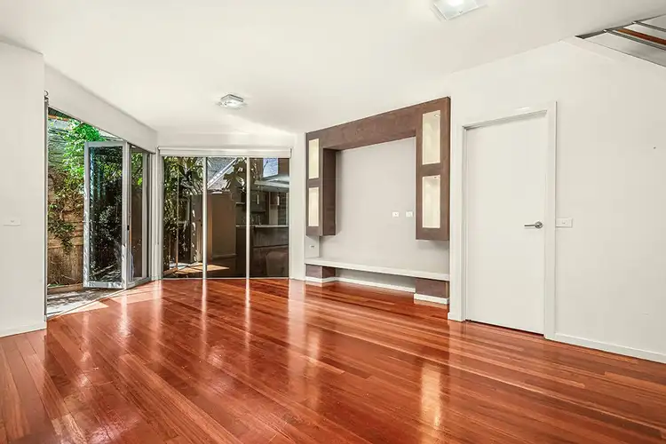 3/2 Holmes Street, Brunswick East VIC 3057
