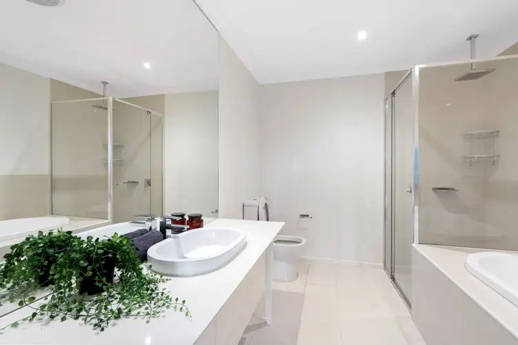 Sixth view of Homely townhouse listing, 6 Edinburgh Circuit, Bundoora VIC 3083
