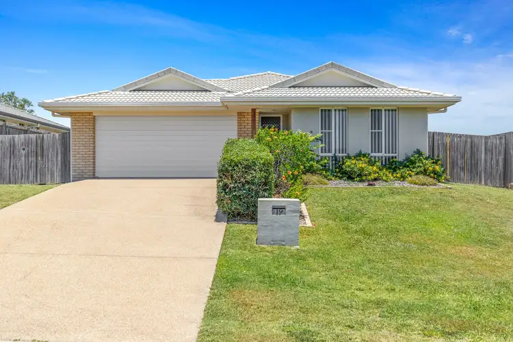 19 Kildare Crescent, Parkhurst QLD 4702