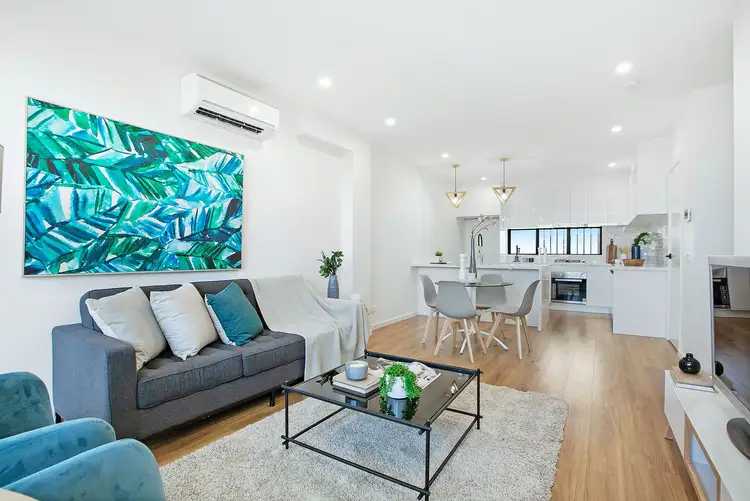 Main view of Homely townhouse listing, 2/376 Plenty Road, Preston VIC 3072