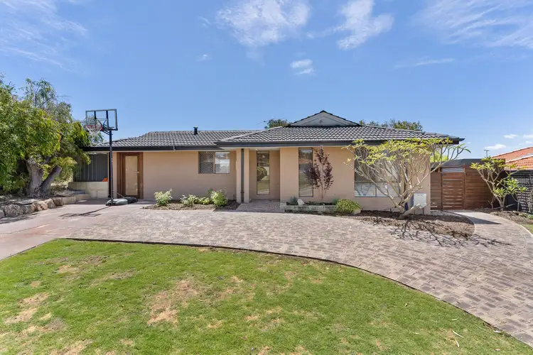 172 Bridgewater Drive, Kallaroo WA 6025