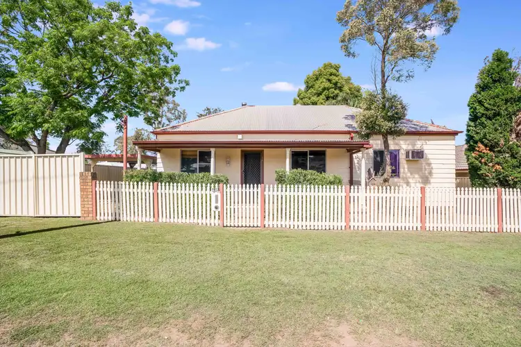 56 Evans Street, Greta NSW 2334