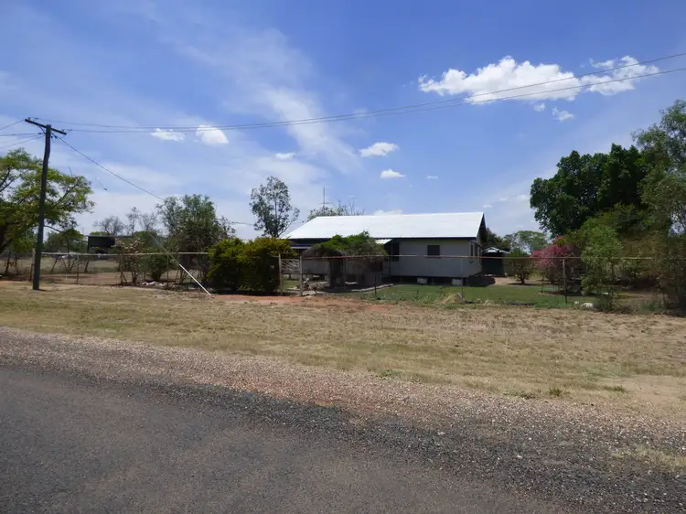 21 Ida Street, Dirranbandi QLD 4486