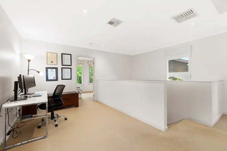 Sixth view of Homely house listing, 7 Woodlawn Circuit, Macleod VIC 3085