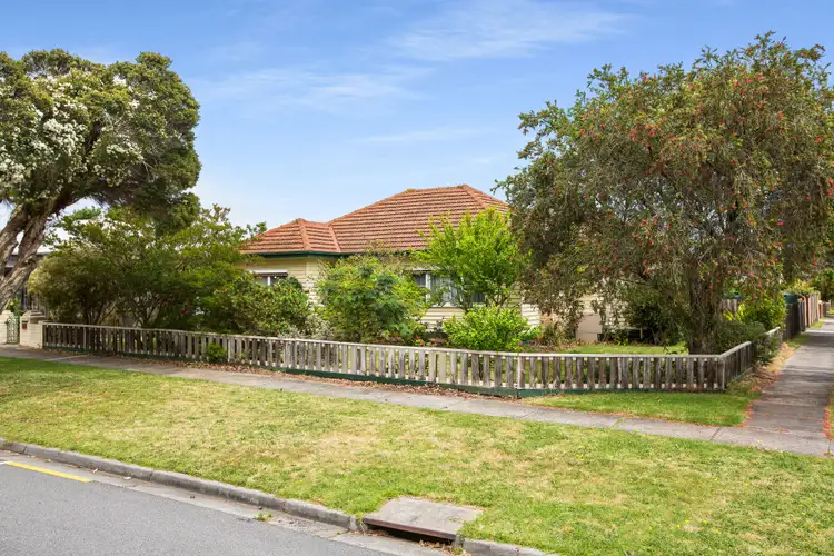 37 Petrie Street, Frankston VIC 3199