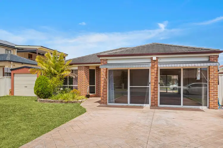 7 Downes Drive, Albion Park NSW 2527