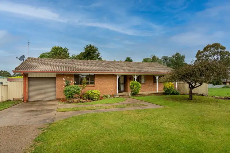 Main view of Homely house listing, 6 Tarana Crescent, Oberon NSW 2787