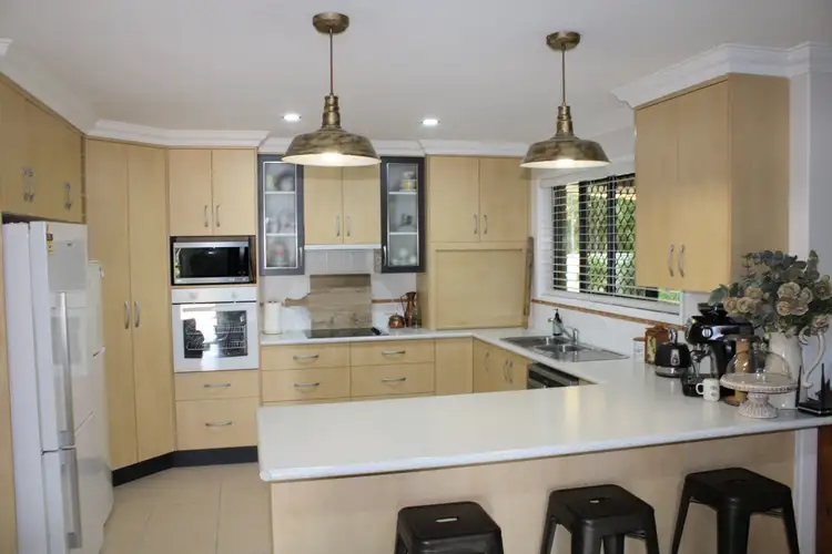 Third view of Homely house listing, 5 Coombs Court, Emerald QLD 4720